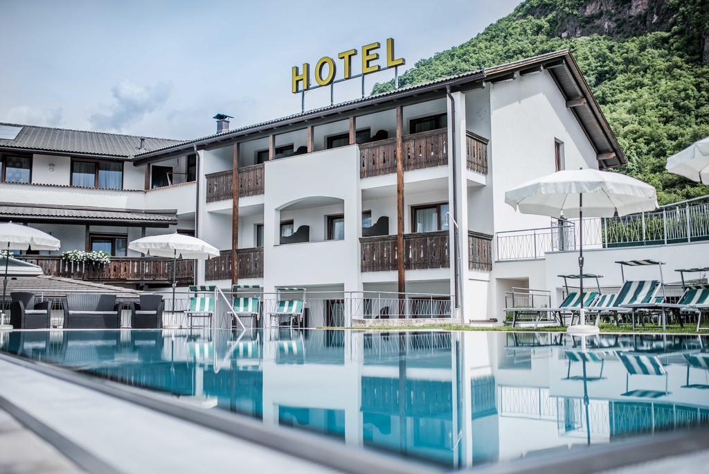 Hotel Foerstlerhof Postal / Burgstall Exteriér fotografie